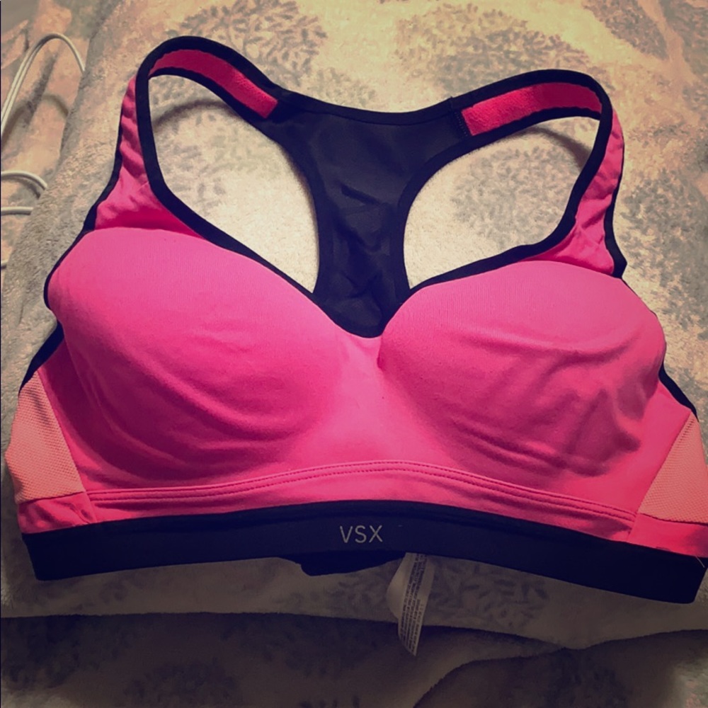36 b VSX sports bra